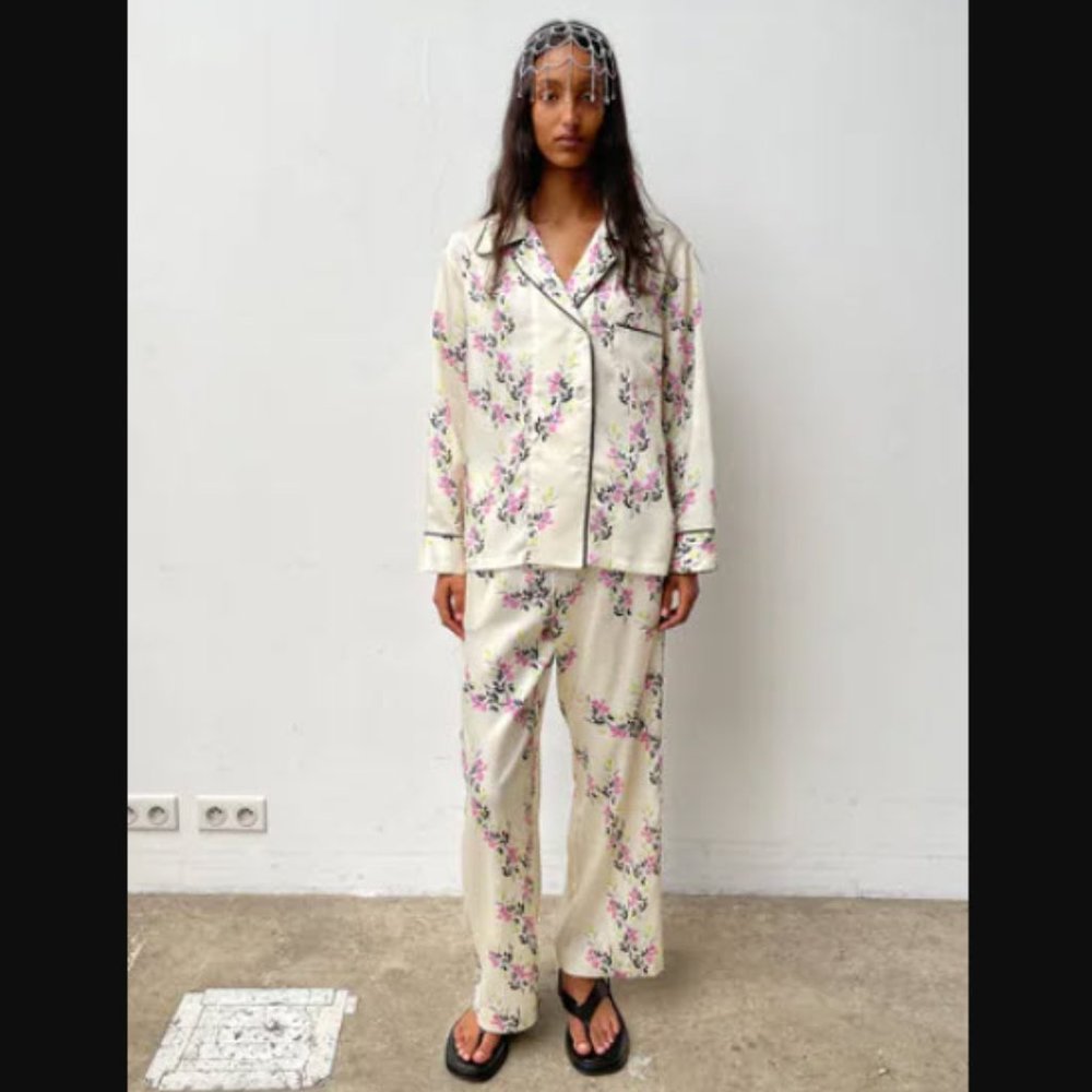 NWT ZARA PRINTED SHIRT WITH PIPING